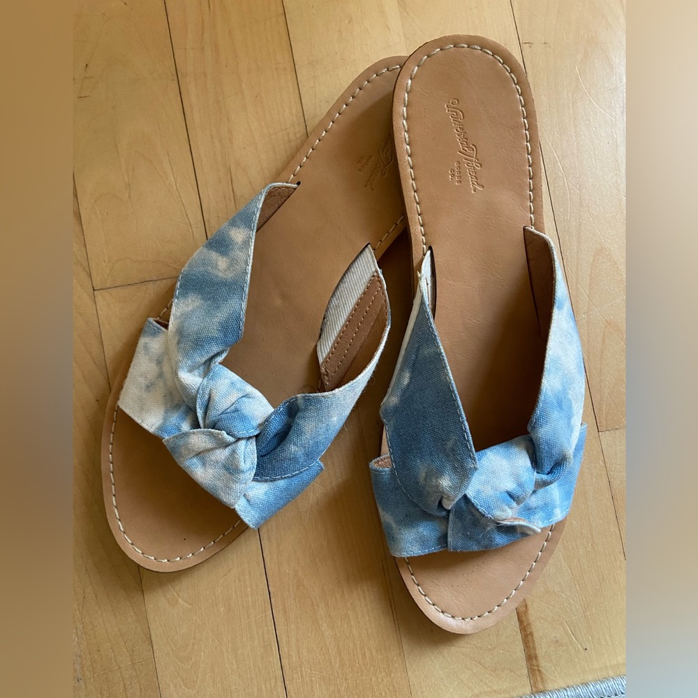 Universal Thread Double Strap Sandals - Picture 3 of 4